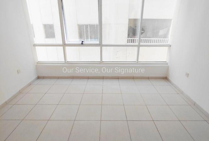 87036579 - Property Image 3