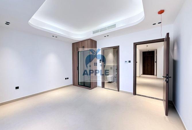 104260783 - Property Image 3