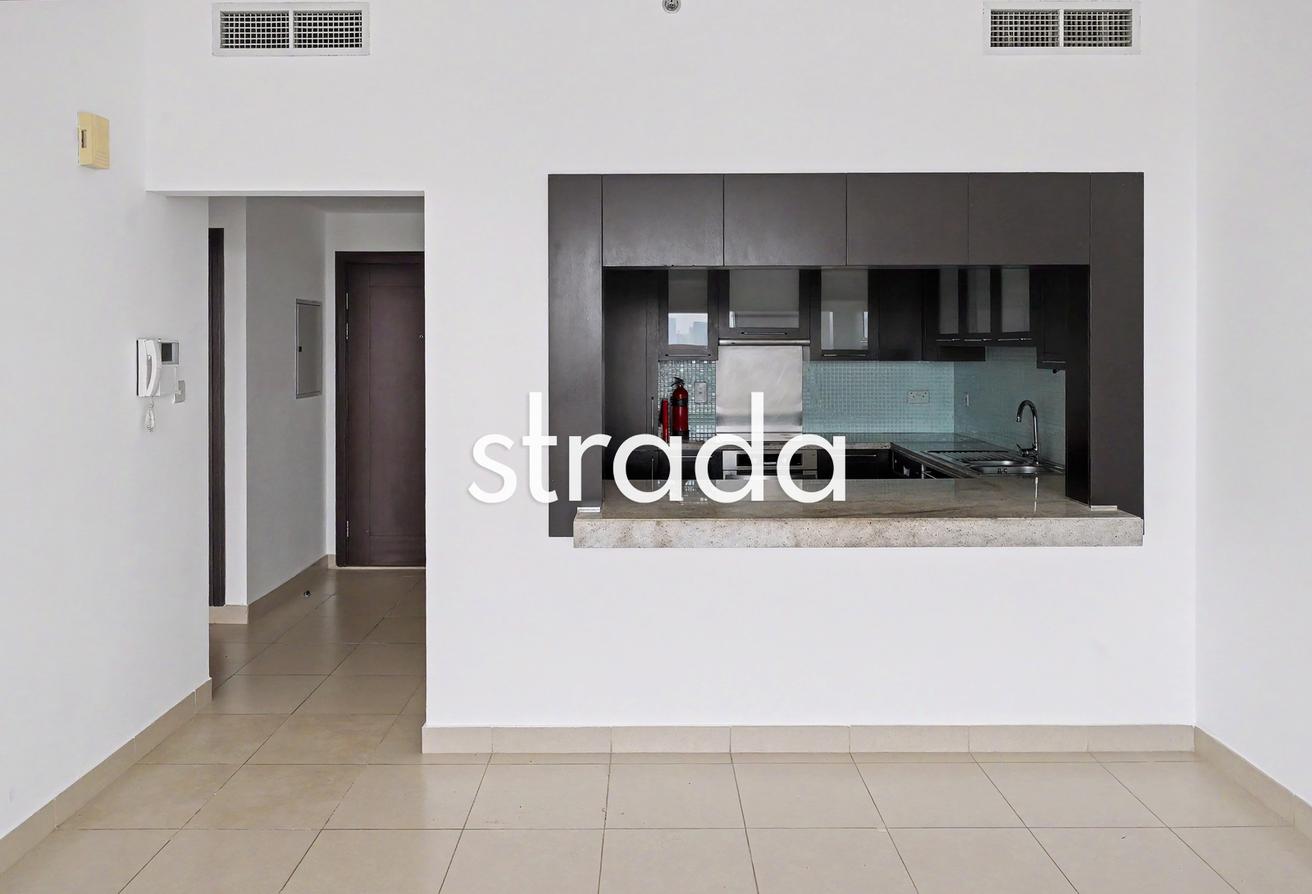 Well maintained | Unfurnished | Chiller free photo 7