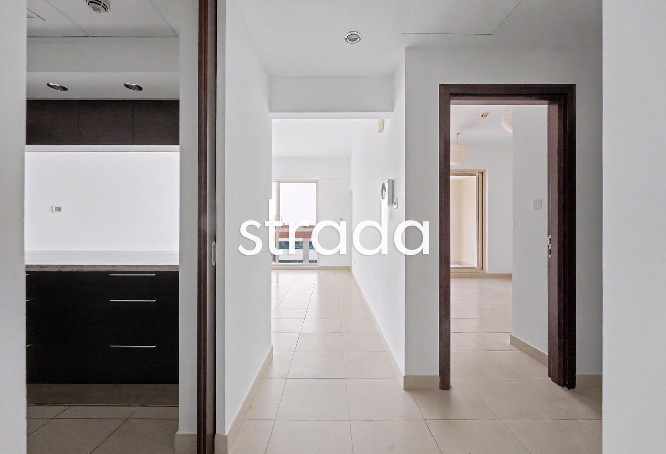 Well maintained | Unfurnished | Chiller free photo 11