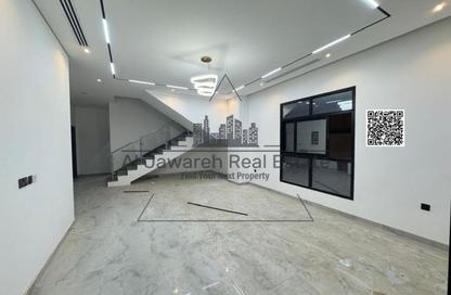 Villa - 5 Bedrooms - 6 Bathrooms for rent in Al Yasmeen 1 - Al Yasmeen - Ajman