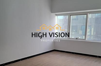 Apartment - 3 Bedrooms - 3 Bathrooms for rent in Burj Al Arab - Al Markaziyah - Abu Dhabi