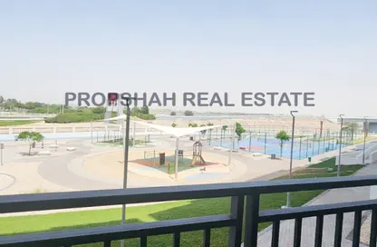 Apartment - 2 Bedrooms - 2 Bathrooms for rent in Waters Edge - Yas Island - Abu Dhabi