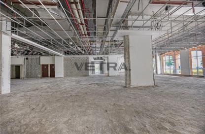 Retail - Studio for rent in Building 47 - Dubai Healthcare City - Bur Dubai - Dubai