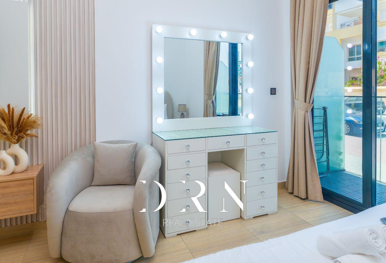 Fully Furnished | Functional Studio | Ready photo 6