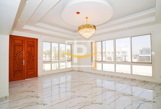 80678104 - Property Image 2