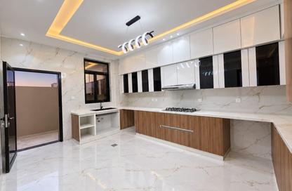 Villa - 5 - 6 for sale in Al Zaheya Gardens - Al Zahya - Ajman