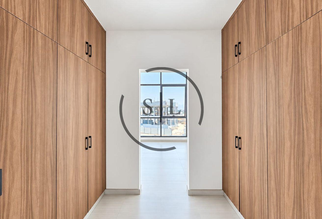 Well-Maintained Villa | Move-in Ready | Spacious photo 6