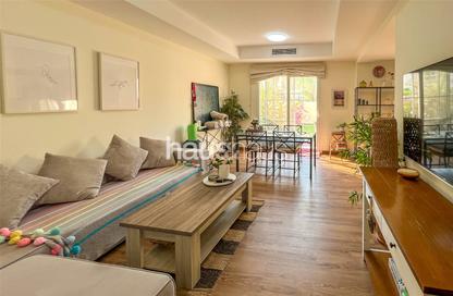 Villa - 2 Bedrooms - 3 Bathrooms for rent in Springs 2 - The Springs - Dubai