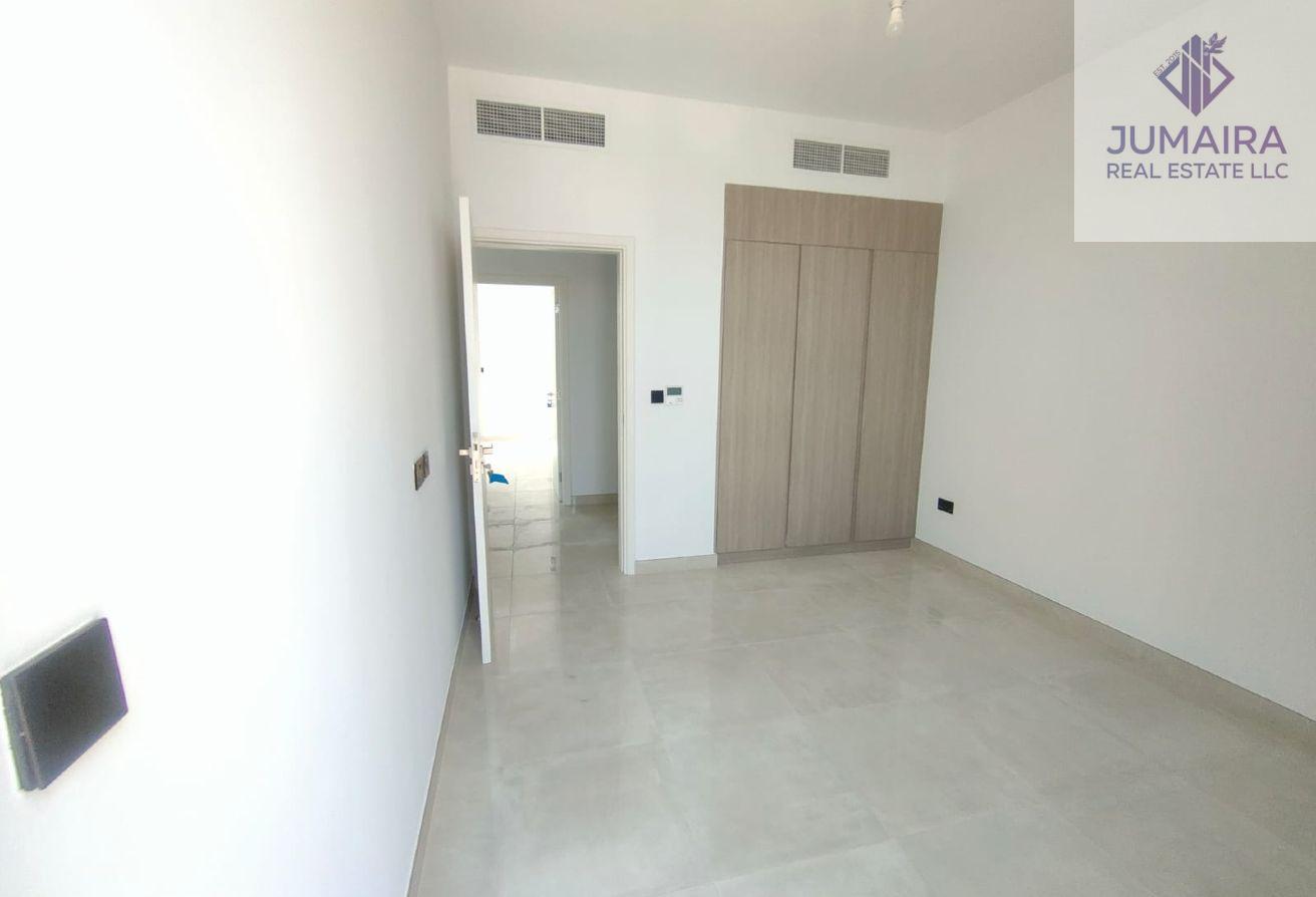 2 BR VILA Steps from Pool, Gym & Kids’ Area,BEACH