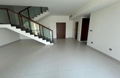 Townhouse - 3 - 5 for rent in Canal Residence - Al Reem Island - Abu Dhabi