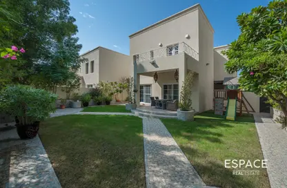 Villa - 3 Bedrooms - 2 Bathrooms for sale in Deema 2 - Deema - The Lakes - Dubai