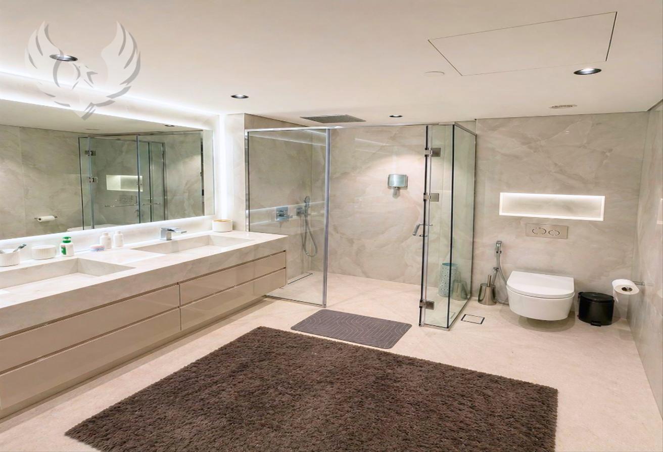 Executive Apt. | High Ceiling | Golf Course View photo 8