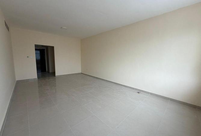 73119658 - Property Image 2