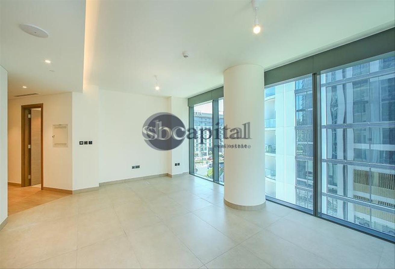 READY TO MOVE|UNIQUE LAYOUT WITH A LARGE TERRACE photo 18