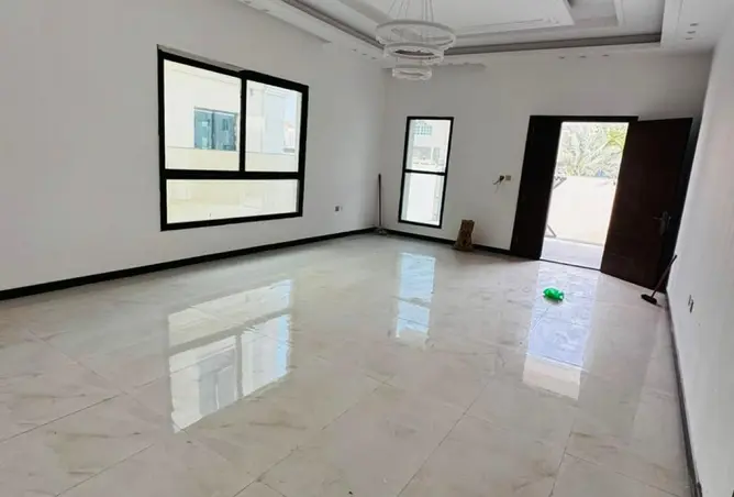 153760690 - Property Image 3