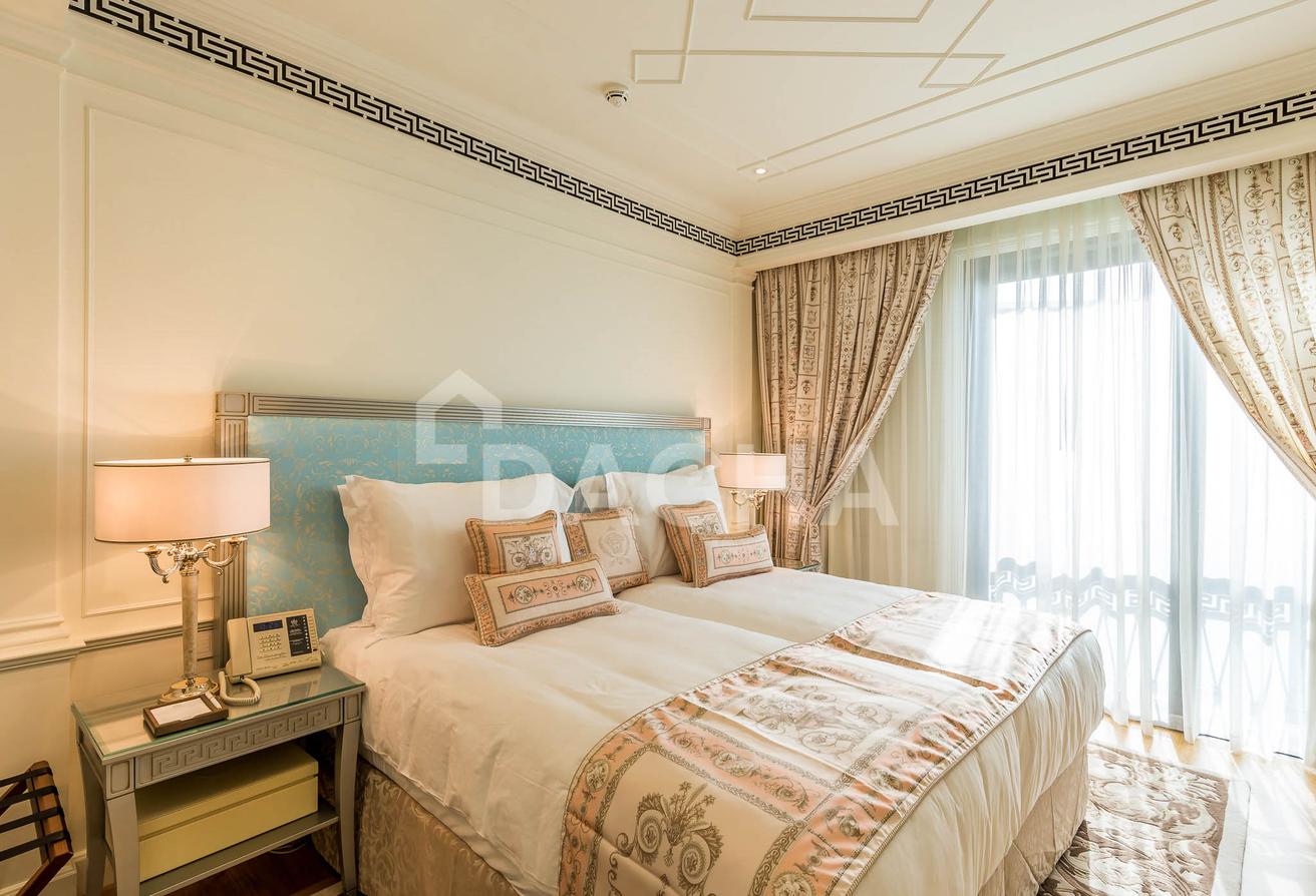 Luxury Furnished 3 Bed | Versace | Vacant photo 11