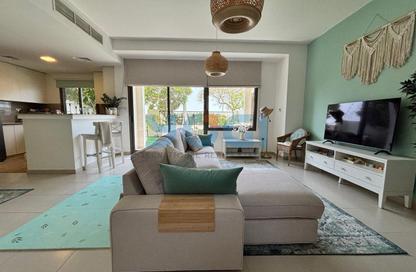 Townhouse - 3 - 3 for rent in Noor Townhouses - Town Square - Dubai