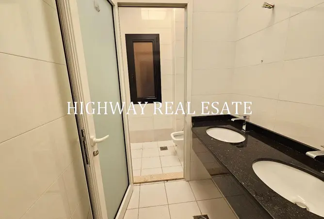 140161498 - Property Image 3