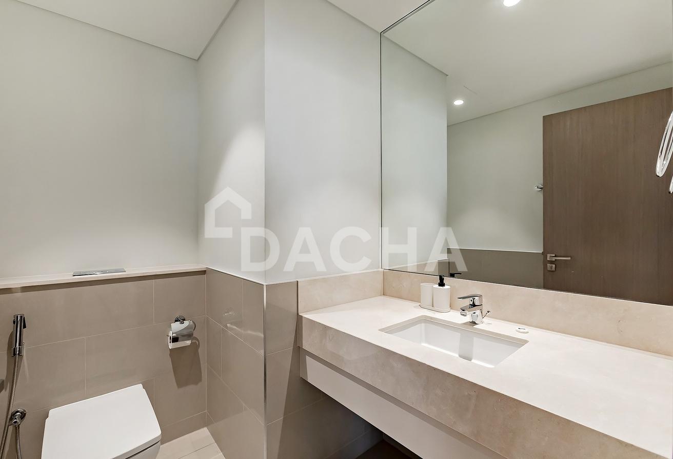 LARGEST 3BD | BURJ VIEW | HIGH FLOOR | VACANT photo 10