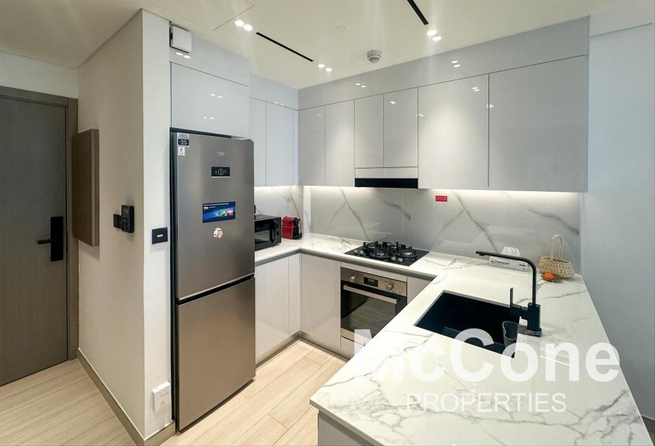 High Floor | Available | Luxury Finishing photo 7