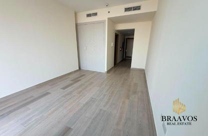 Apartment - Studio - 1 Bathroom for rent in Bloom Towers C - Bloom Towers - District 10 - Jumeirah Village Circle - Dubai
