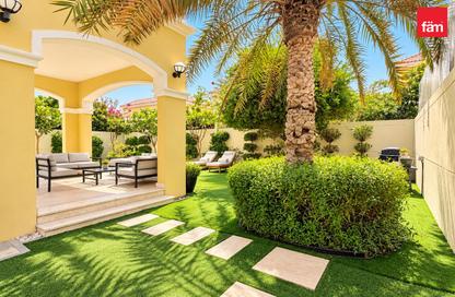 Villa - 3 - 4 for rent in District 8 - Jumeirah Park - Dubai