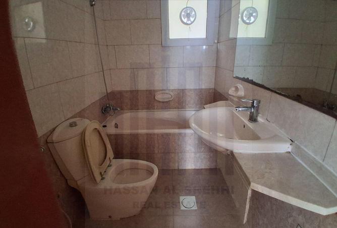 143758000 - Property Image 2