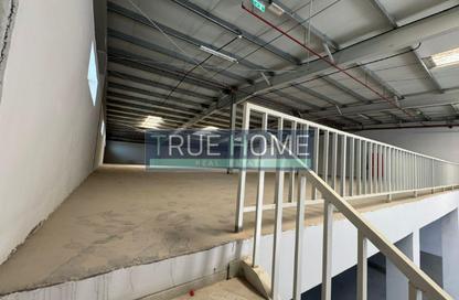 Warehouse - Studio - 1 Bathroom for rent in Al Jlail - Al Sajaa - Sharjah