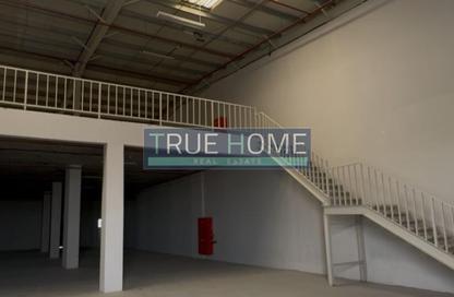Warehouse - Studio - 1 Bathroom for rent in Al Jlail - Al Sajaa - Sharjah