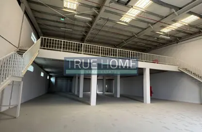 Warehouse - Studio - 1 Bathroom for rent in Al Jlail - Al Sajaa - Sharjah