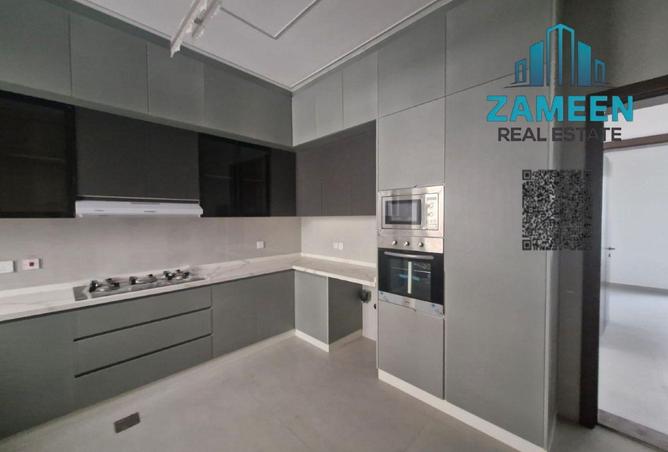 91832679 - Property Image 3