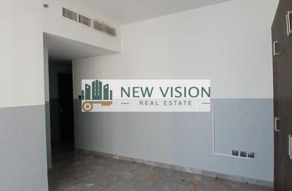 Apartment - 3 - 3 for rent in Burj Al Majaz Tower - Al Majaz 2 - Al Majaz - Sharjah