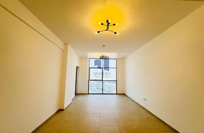 شقة - 3 غرف نوم - 3 حمامات للايجار في ند الحمر - دبي