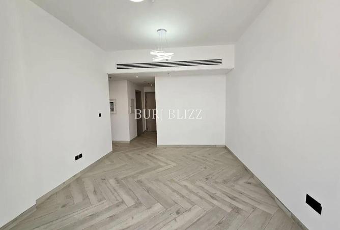 82352885 - صورة العقار 2