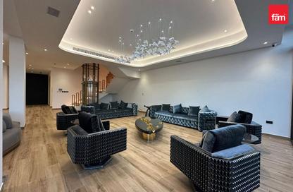 Villa - 3 - 5 for sale in Nad Al Sheba Gardens 1 - Nad Al Sheba Gardens - Nad Al Sheba 1 - Nad Al Sheba - Dubai