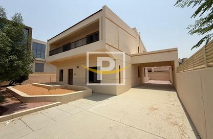 Villa - 4 Bedrooms - 3 Bathrooms for rent in Jumeirah 3 - Jumeirah - Dubai