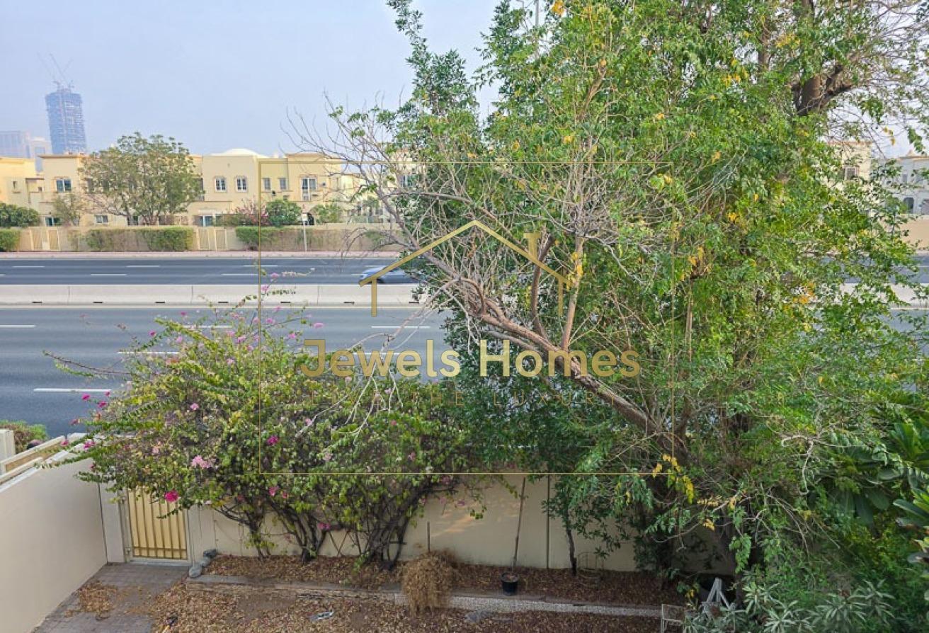 Single Row | Renovated| Vastu | Type 3M| Road view photo 26