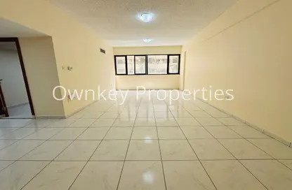 Apartment - 2 Bedrooms - 2 Bathrooms for rent in Golden Sands 1 - Mankhool - Bur Dubai - Dubai