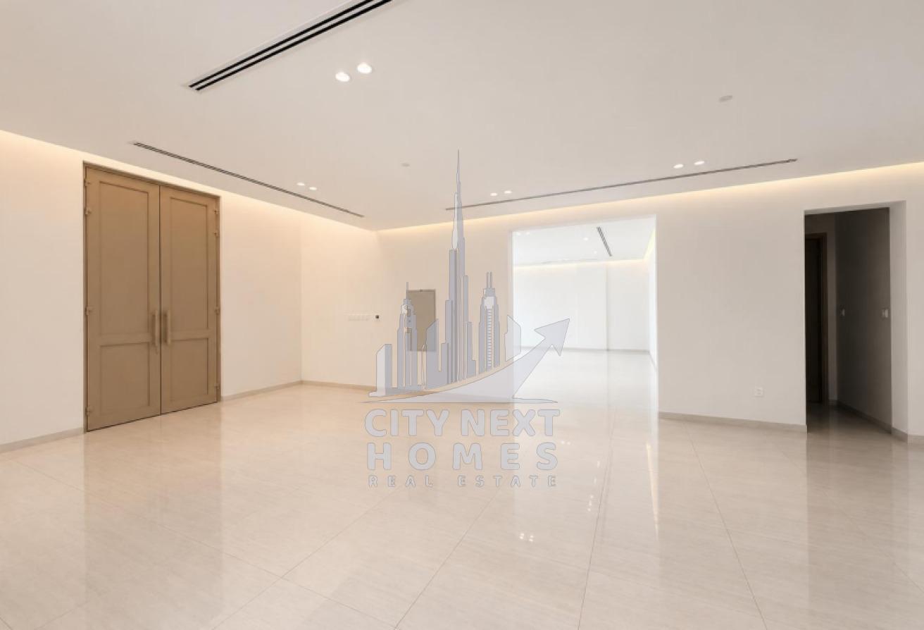 Spacious 6 Bedroom Villa with Garden | Maid's Room photo 7