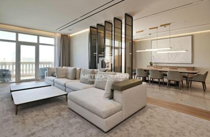 Apartment - 1 Bedroom - 2 Bathrooms for sale in Raffles The Palm - The Crescent - Palm Jumeirah - Dubai