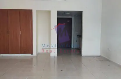 Apartment - 1 Bathroom for rent in Building O03 - Persia Cluster - International City - Dubai