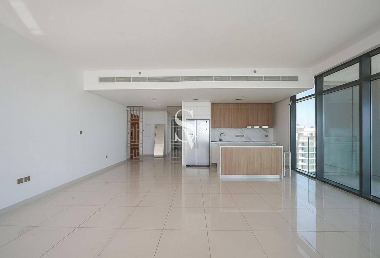 High Floor Corner Unit | Full Palm and Sea view photo 4