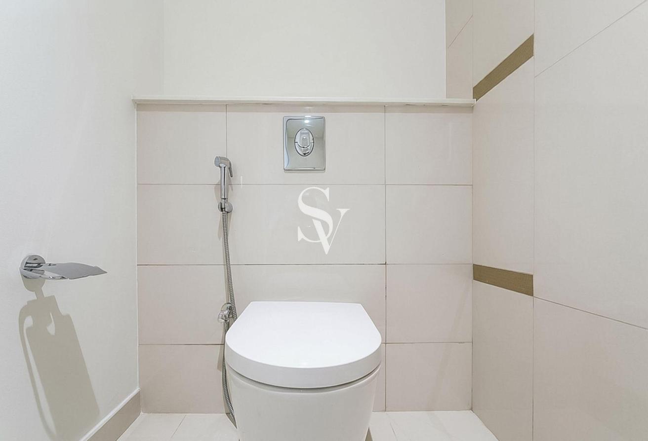 High Floor Corner Unit | Full Palm and Sea view photo 11