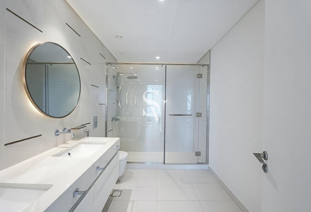 High Floor Corner Unit | Full Palm and Sea view photo 24
