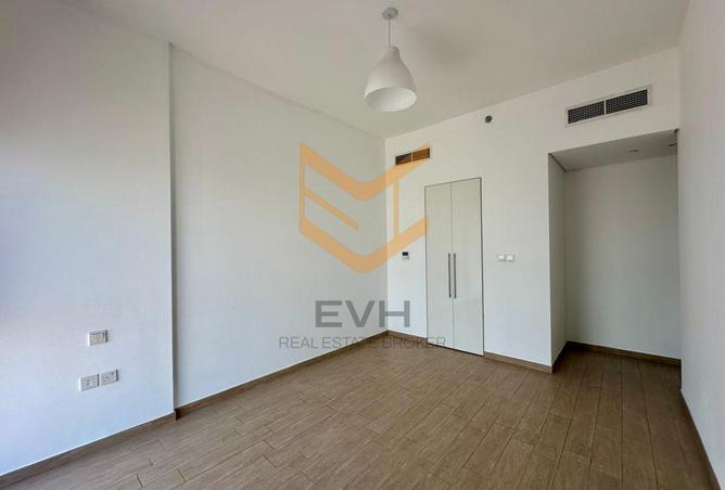 142383707 - Property Image 3
