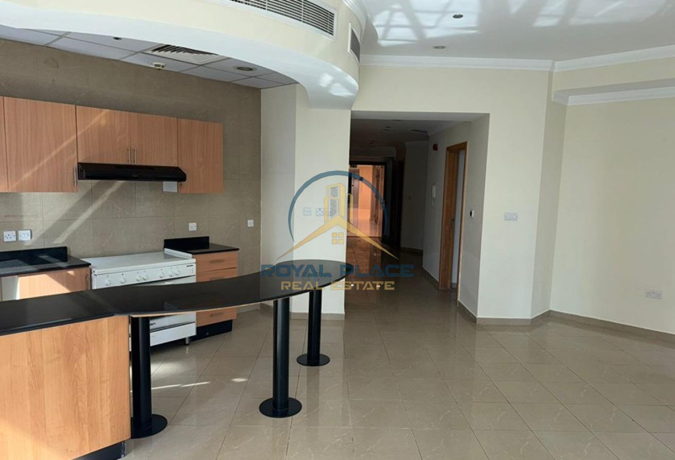 Specious layout | Ready to Move | Prime Location photo 8