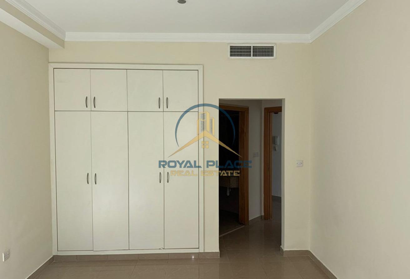 Specious layout | Ready to Move | Prime Location photo 6