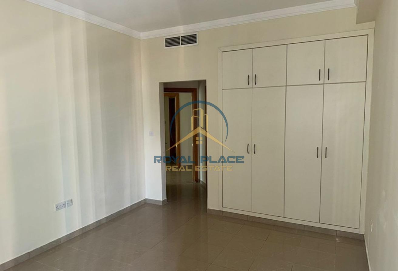 Specious layout | Ready to Move | Prime Location photo 7