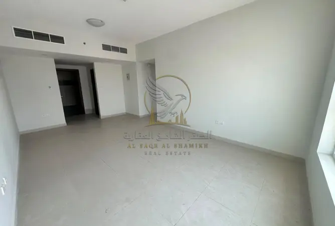 158695999 - Property Image 3